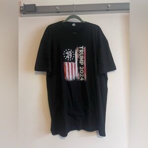 45/47 TRUMP TSHIRT ❤️💙🇺🇸